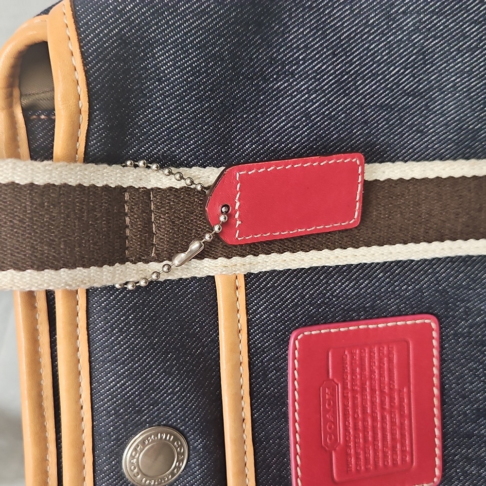Vintage Coach Hampton Denim and Leather Tote - Picture 12 of 14